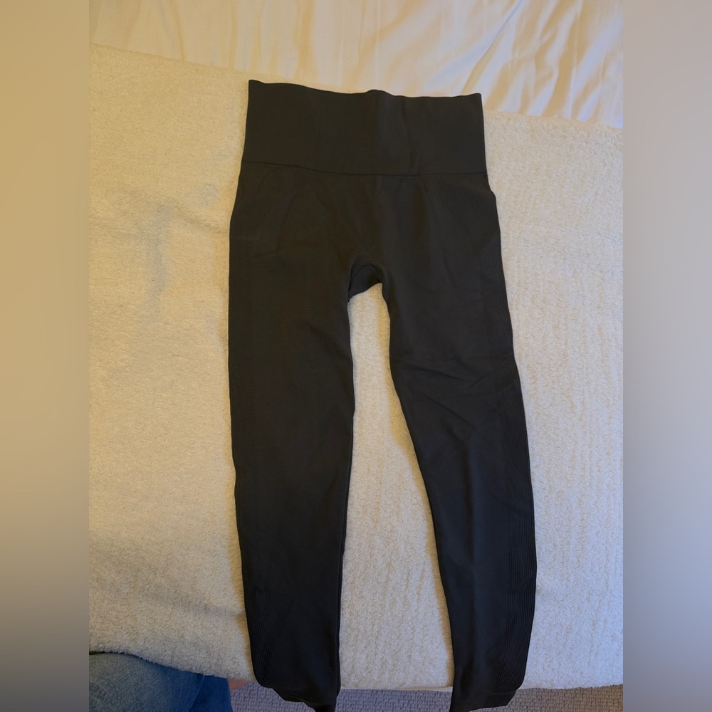 SET Active dark gray High-Rise Ribbed Leggings